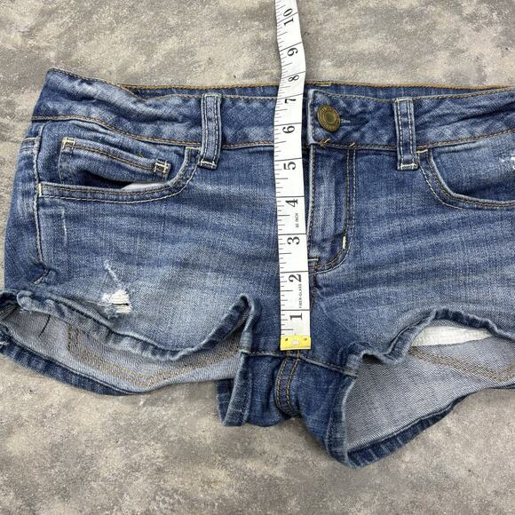 Y2K American Eagle Low Rise Denim Shorts Medium Wash Distressed Womens 6 - Picture 9 of 9